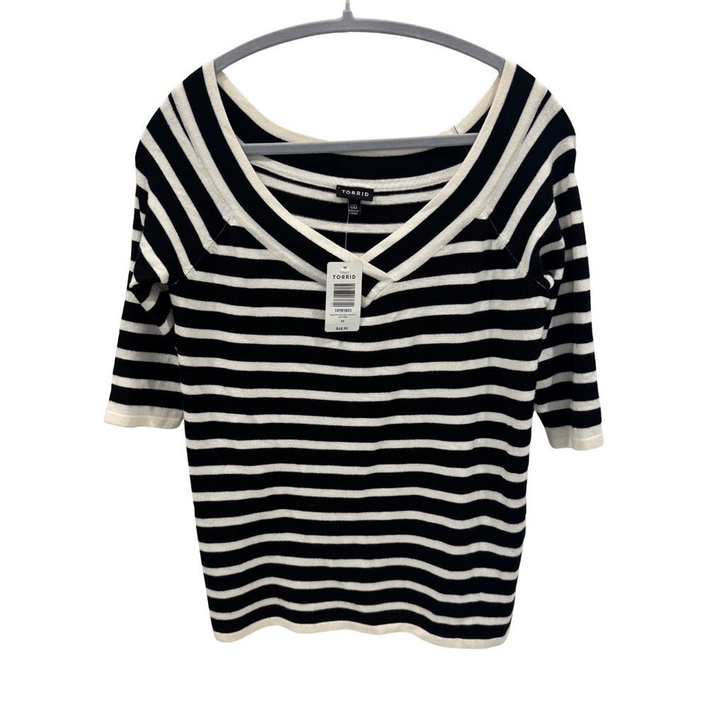 Torrid Black White V-Neck Striped Raglan Size M/L Sleeve Nautical Casual Career